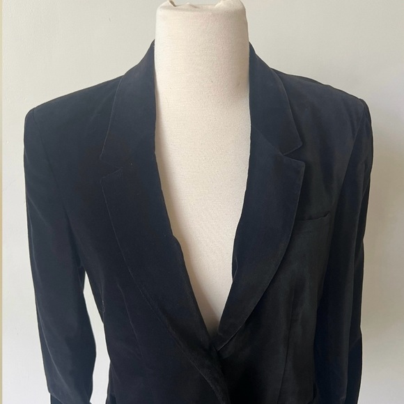 Vintage Black Velvet Blazer with Pockets 1970’s Boyfriend Blazer 70’s Jacket - Picture 6 of 10